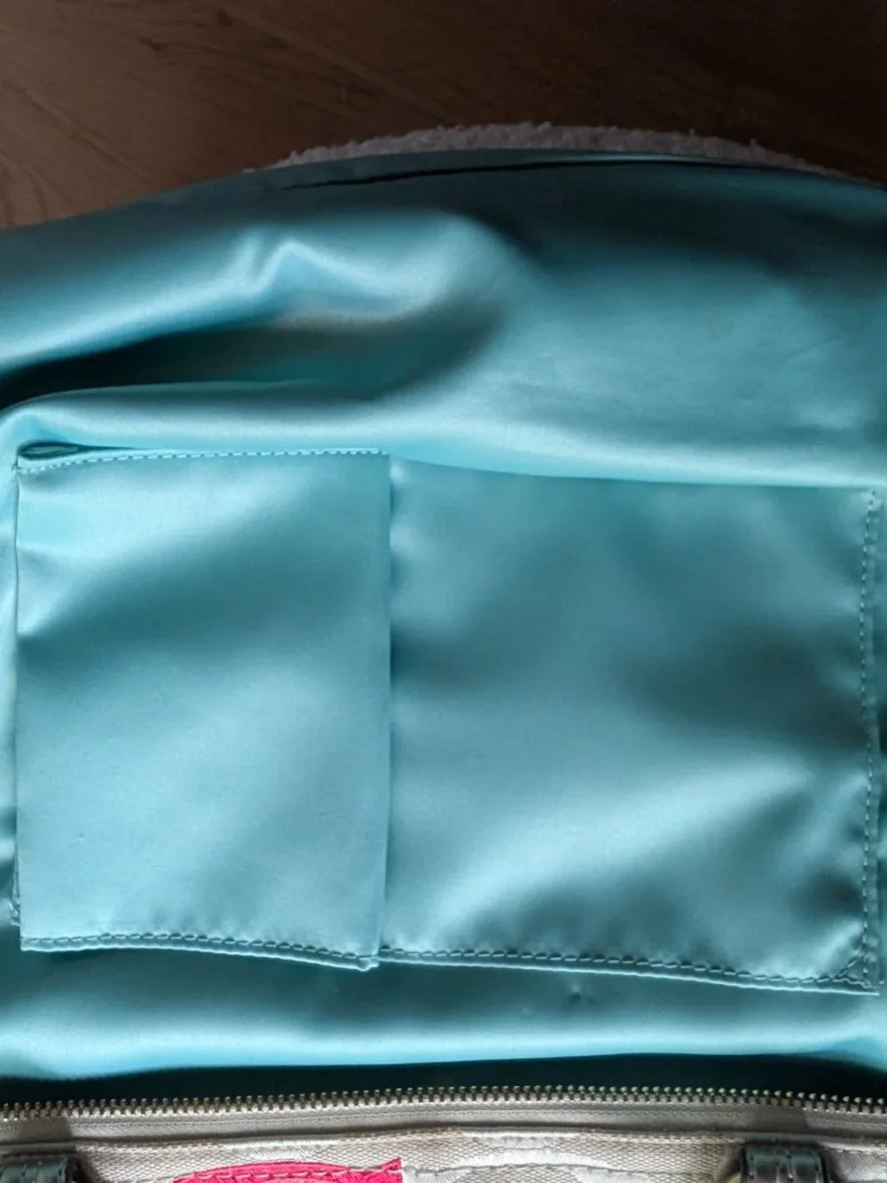 Coach poppy signature